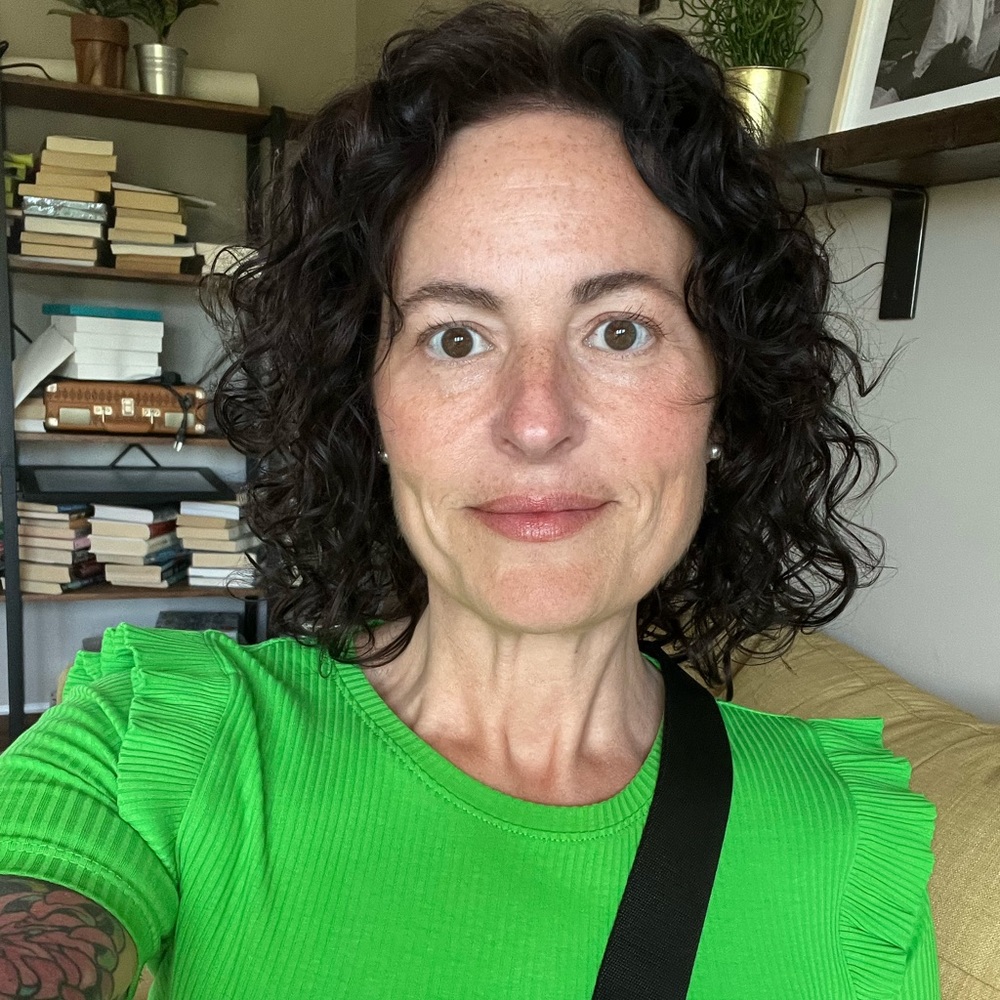 Meet your Posher, Dana